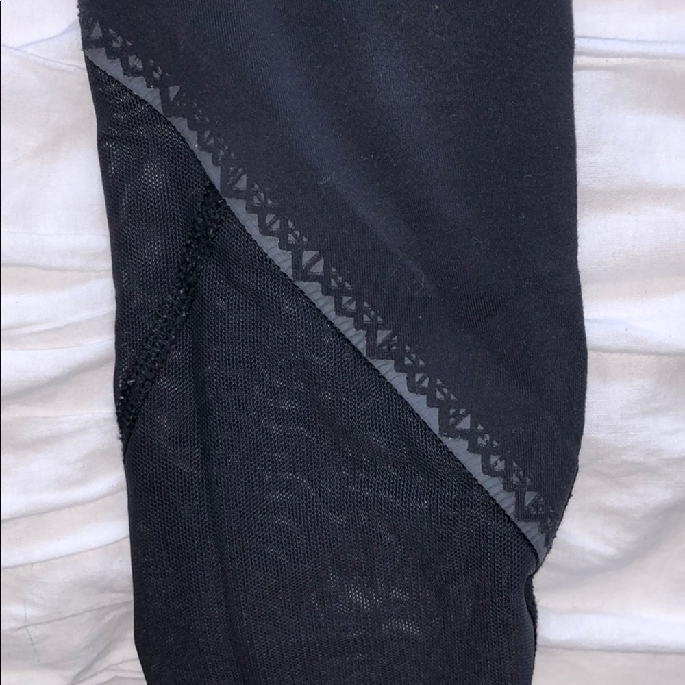 Ivivva Black Mesh leggings
